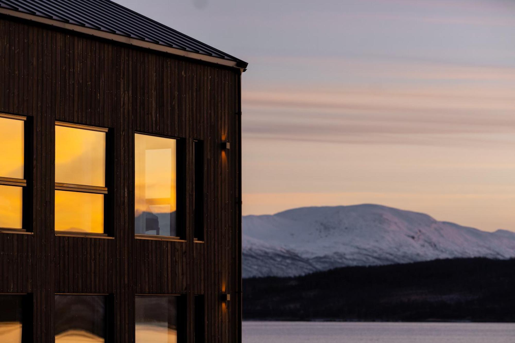 Steam Pier Apartment Kvaloya Exterior foto